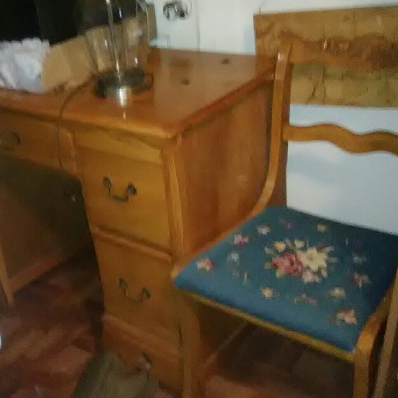 Meet your Posher, Brenda - Picture 3 of 3